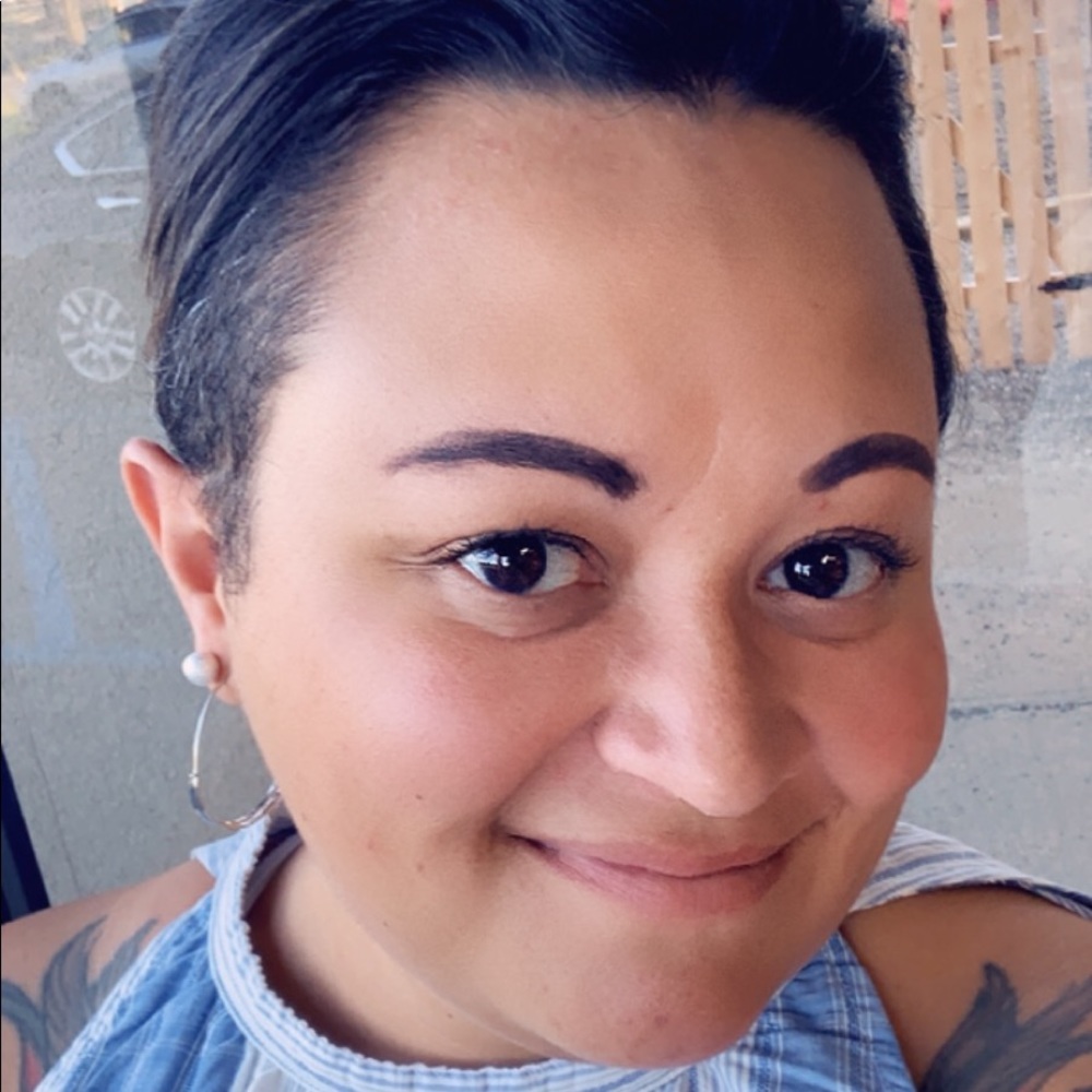 Meet your Posher, Martine